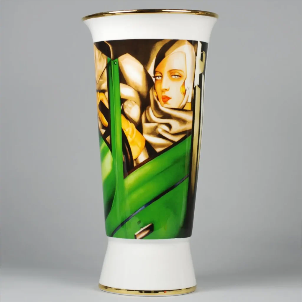 art-everywhere-wazon-porcelanowy-autoportret-w-zielonym-bugatti-tamara-de-lempicka-porcelana-cmielow-01